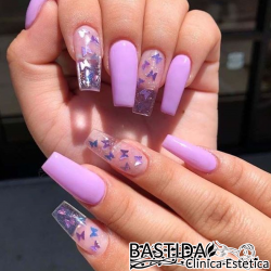 Uñas de acrílico con Tip